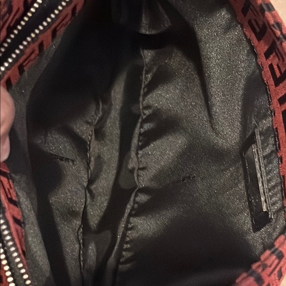 Fendi Zucca Pattern Red and Black Shoulder Bag with FF Monogram - Picture 11 of 16